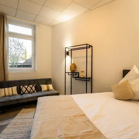 Apartment Garden 15 Min Cologne Fair, 19 Min Duesseldorf, Family Friendly
