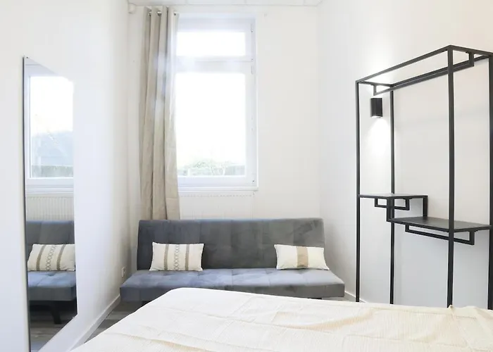 Garden 15 Min Cologne Fair, 19 Min Duesseldorf, Family Friendly Lejlighed Leverkusen