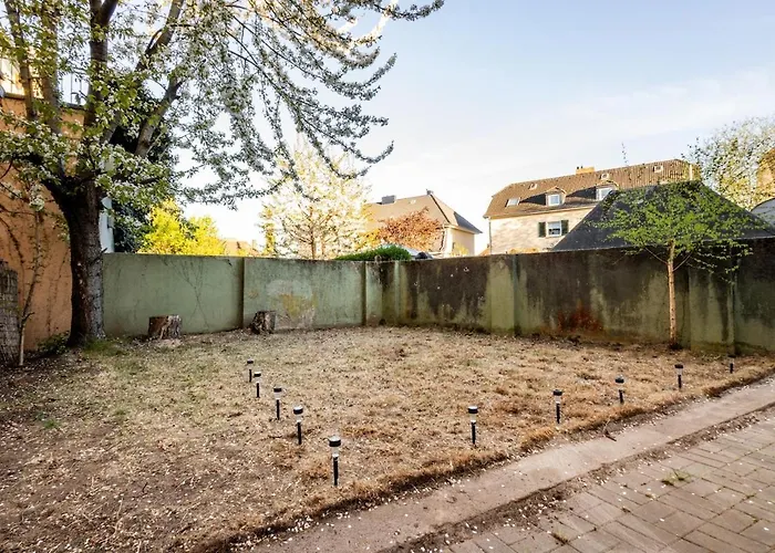 Garden 15 Min Cologne Fair, 19 Min Duesseldorf, Family Friendly Lejlighed *