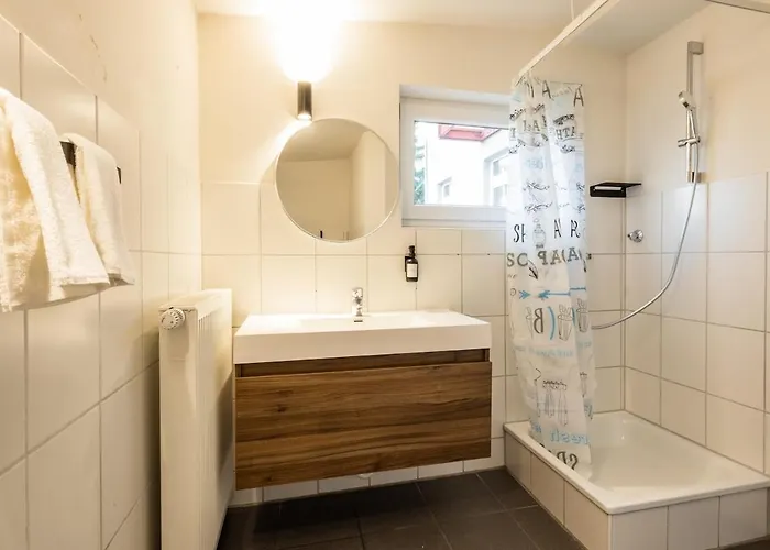 Garden 15 Min Cologne Fair, 19 Min Duesseldorf, Family Friendly